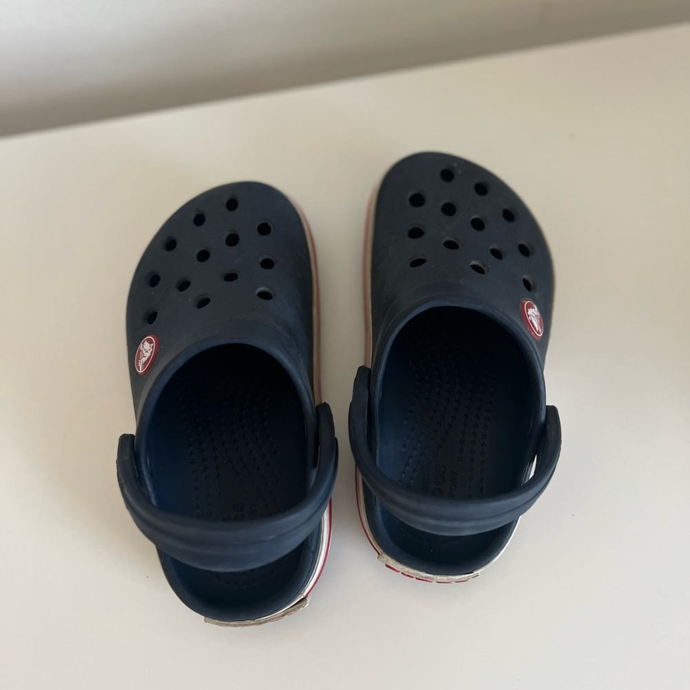 Crocs - Picture 2 of 3